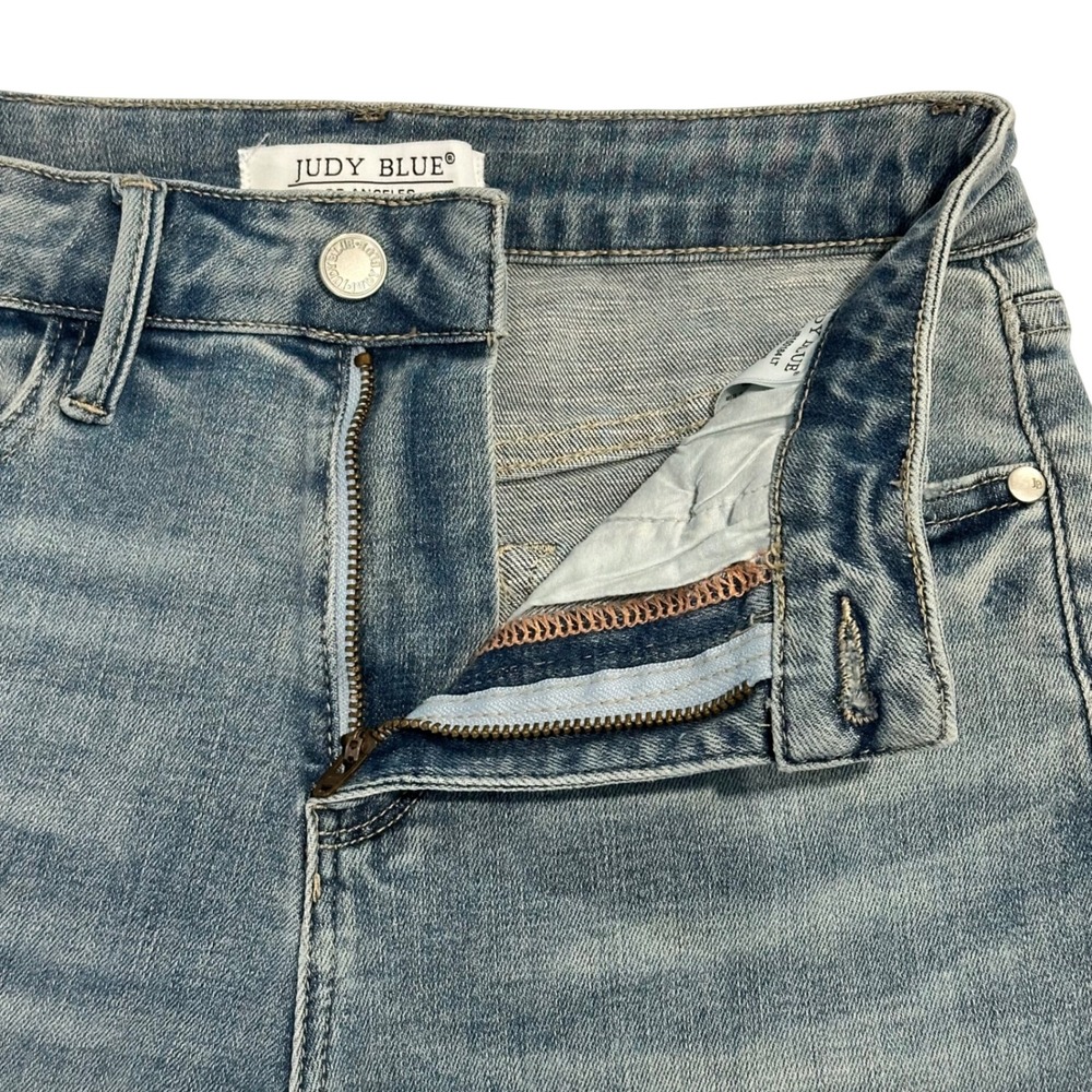 Judy Blue High Waisted Distressed Denim Shorts Womens Small Light Wash JB150184 - Picture 12 of 16